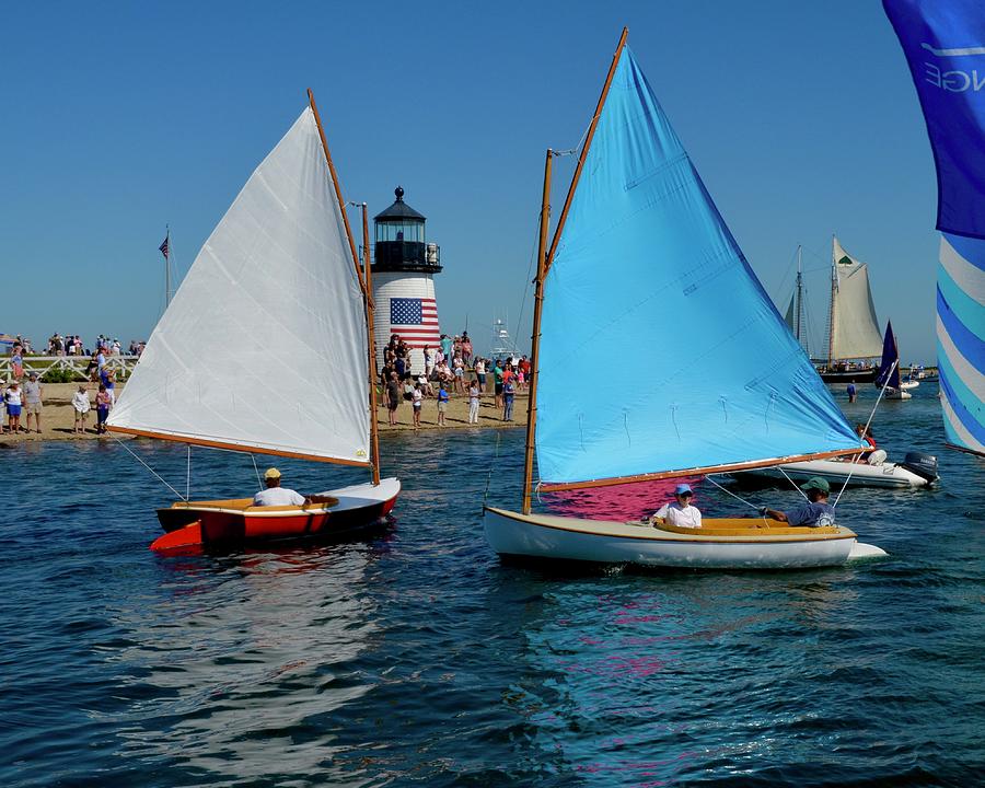 Spectators Opera House Cup Photograph By Roland Cody Fine Art America