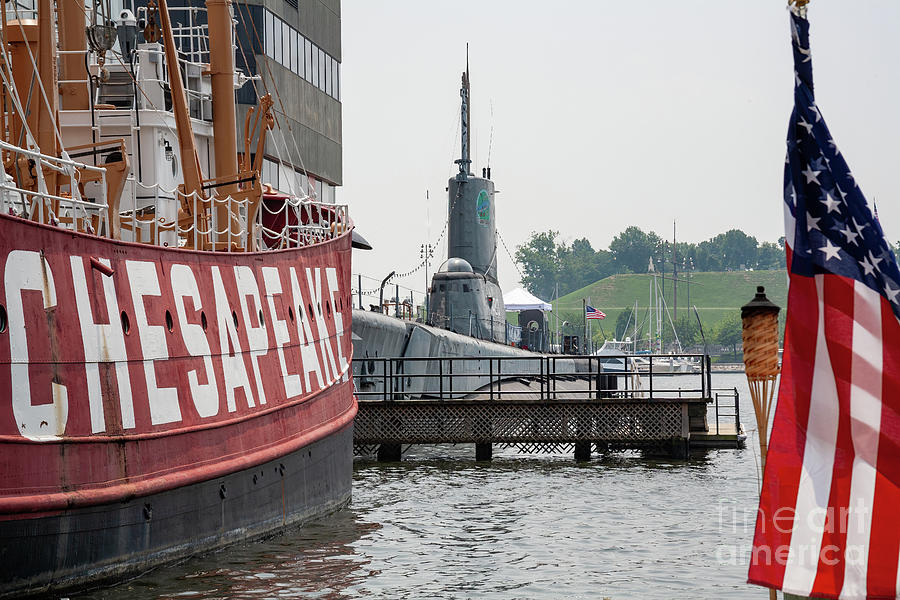 The Lightship Chesapeake And Submarine USS Torsk Outside The Nat