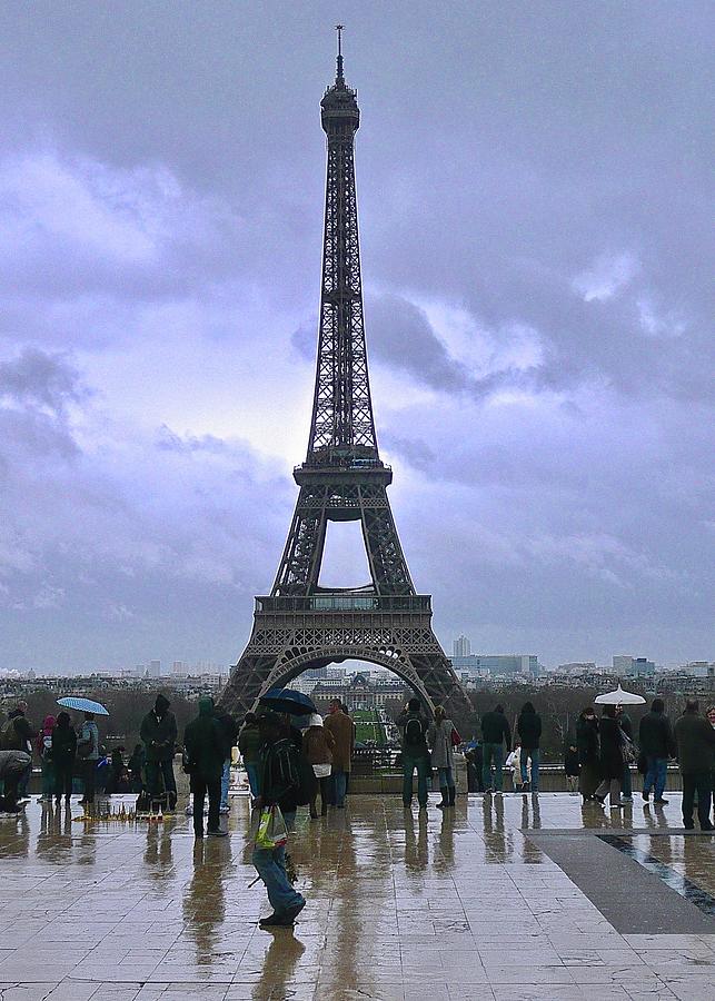 Tour Eiffel Sous La Pluie Photograph By Joy Buckels