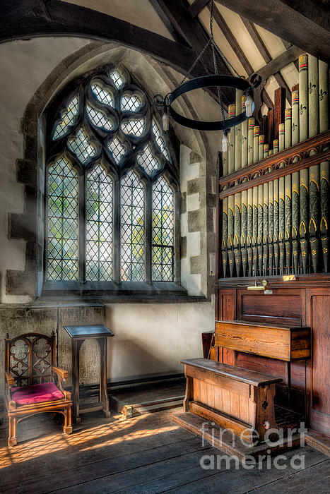 Adrian Evans - Chapel Organ
