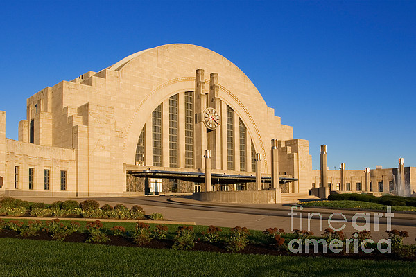 Jigsaw puzzle - Cincinnati Union Terminal : Home of Museum high quality of Natural History