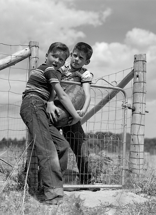 1950s Two Farm Boys In Striped T-shirts 