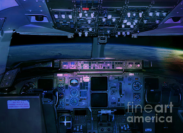 https://images.fineartamerica.com/images-medium-5/commercial-airplane-cockpit-by-night-gunter-nezhoda.jpg