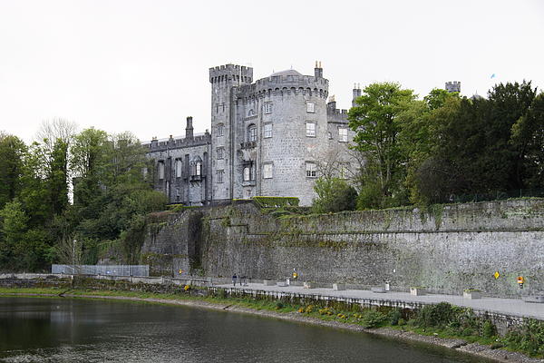 Christiane Schulze Art And Photography - Kilkenny Castle Seen From River Nore
