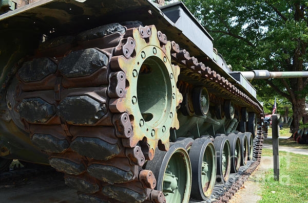 Luther Fine Art - M60 Patton Artillery Tank Tread