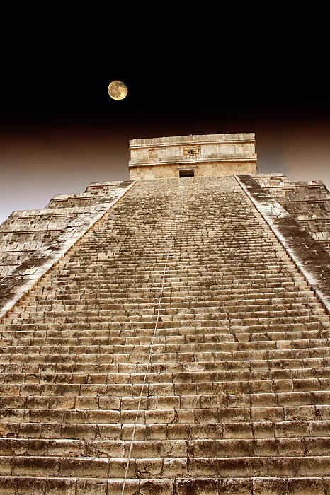 Tony Craddock/science Photo Library - Mayan Temple