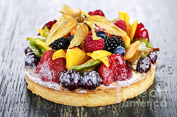 Elena Elisseeva - Mixed tropical fruit tart
