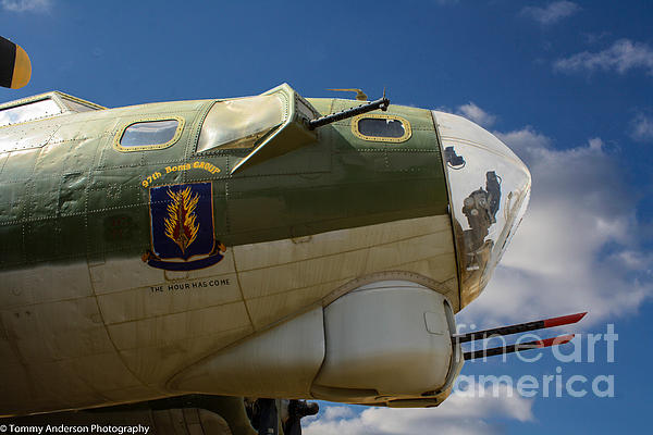Tommy Anderson - On the tarmac B-17G