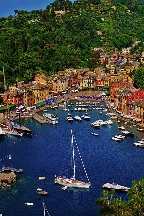 Amazon.com: Wallpaper Canvas Print Portofino is an Italian fishing village  Genoa province Italy A Self Adhesive Peel & Stick Wallpaper Wall Mural Wall  Decal Wall Poster Home Decor Sticker for Living Room :