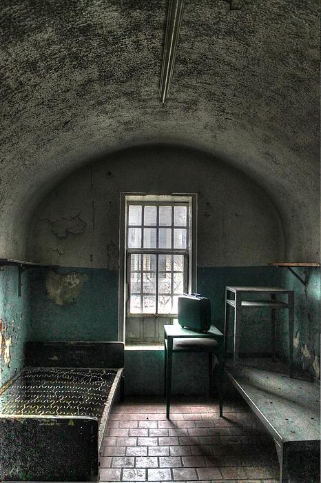 Jane Linders - Prison Cell