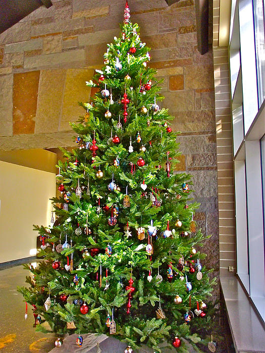 Spanish Christmas Tree Decorations In Fredrik Meijer Gardens in ...