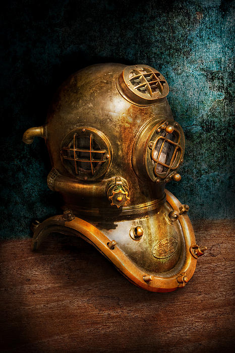 PLOT OF THE WEST Steampunk-diving-the-diving-helmet-mike-savad