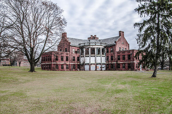 The Abandoned Building 17 - Norristown State Hospital Carry-all Pouch ...