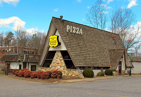 Village Pizza Inn