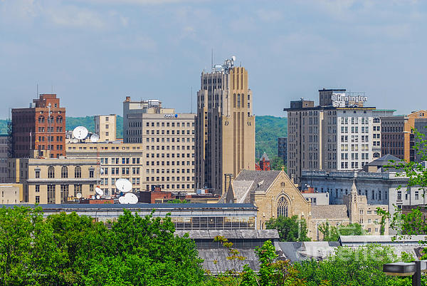 https://images.fineartamerica.com/images-medium-5/youngstown-ohio-stock-photography.jpg