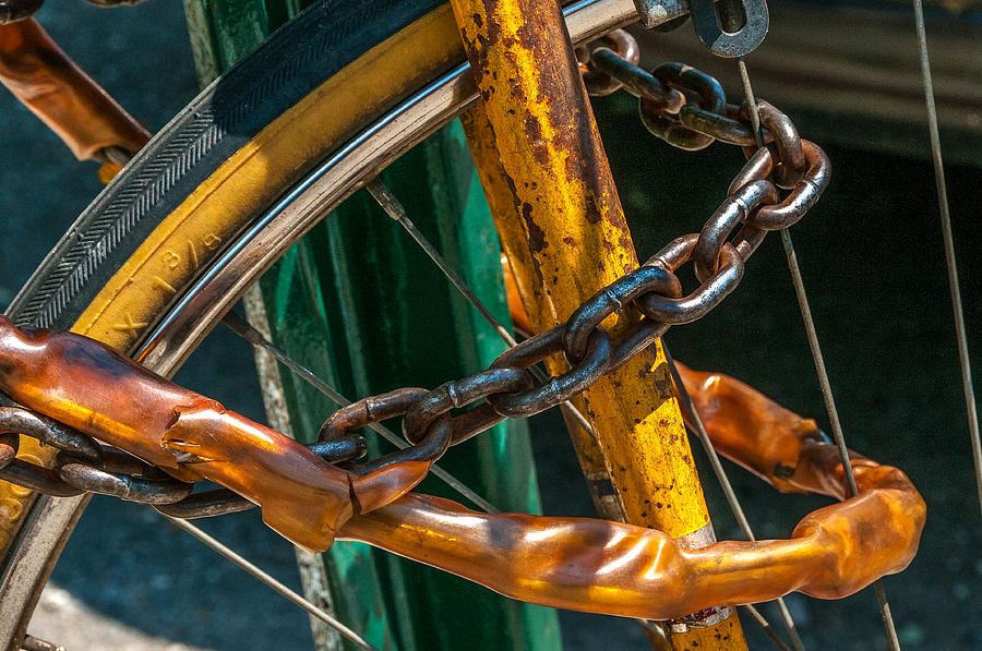  Abstract Bike And Chain Photograph by Xavier Cardell