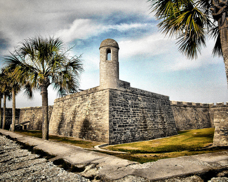 Castillo de San Marcos Photograph by John Holcomb - Fine Art America