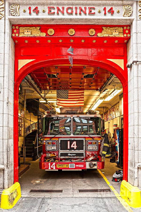  New York Fire Department Engine 14 Photograph by Luciano Mortula