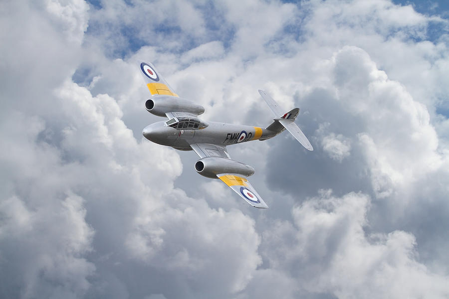  RAF Meteor - 1940s Cutting Edge Digital Art by Pat Speirs
