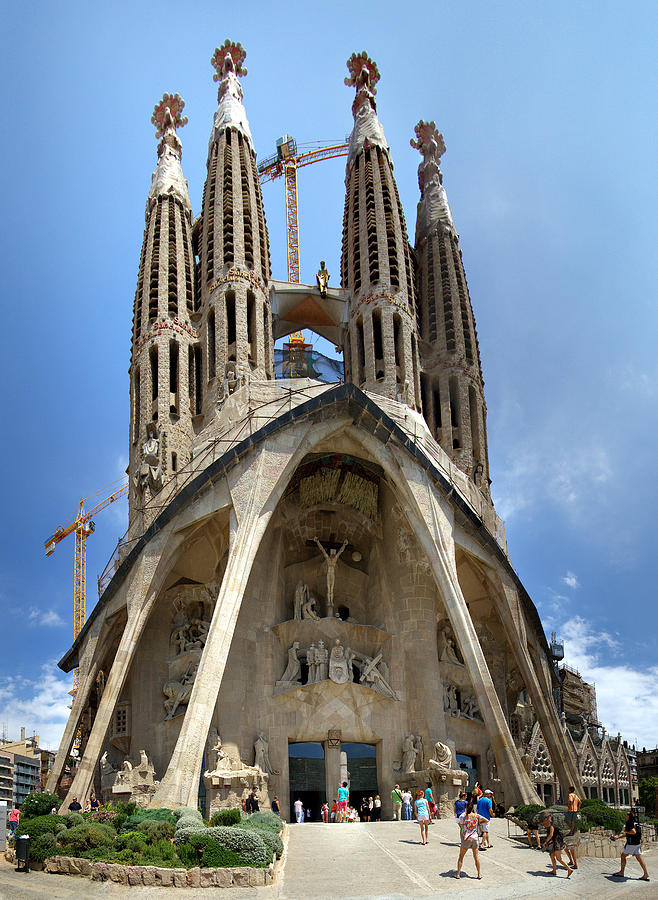 Sagrada Familia Cathedral Photograph by Viacheslav Savitskiy - Fine Art ...