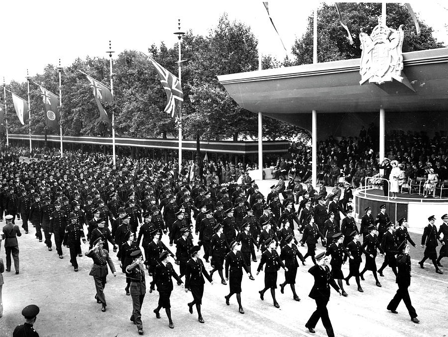 The Victory Parade Police, Women Photograph by Mary Evans Picture ...
