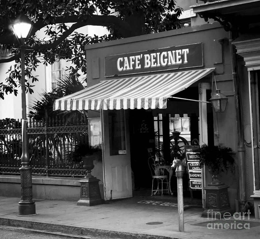 0253 Cafe Beignet Photograph by Steve Sturgill