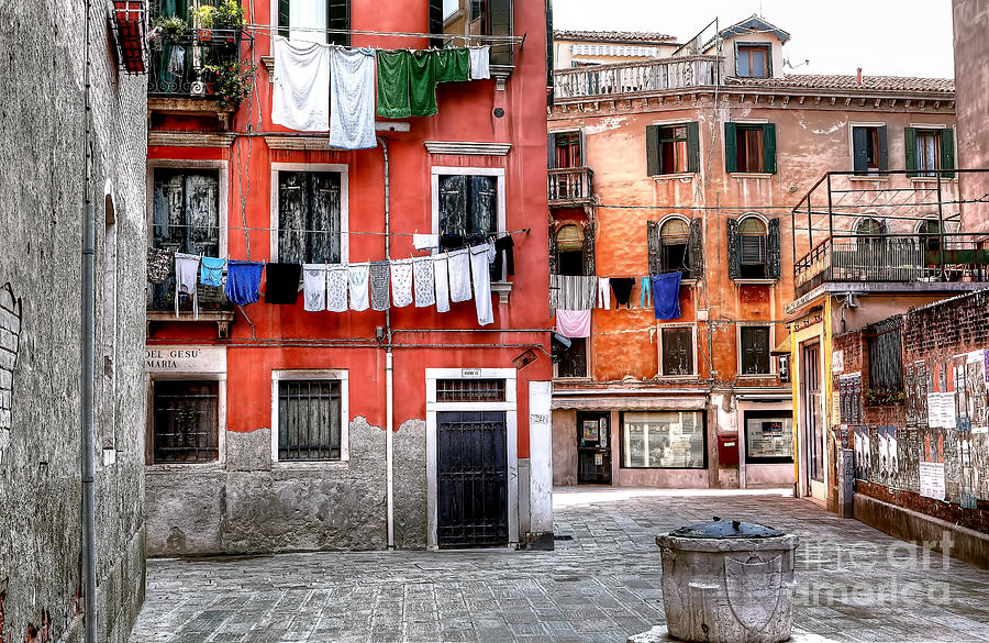 0774 Laundry Day - Venice Italy Photograph by Steve Sturgill