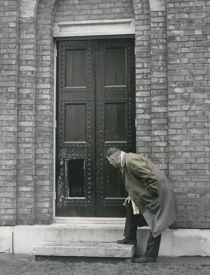 1,500000 Art Robbery On Dulwich Gallery The World’s Photograph by