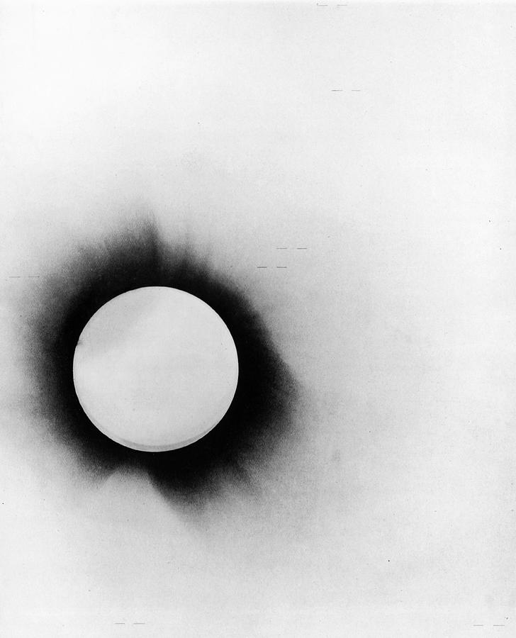 1919 Solar Eclipse Photograph by Royal Astronomical Society/science Photo Library