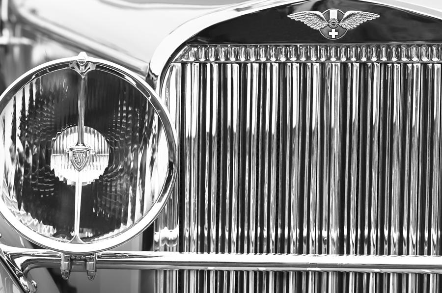 1933 Hispano-Suiza J12 Vanvooren Coupe Grille Emblem Photograph by Jill Reger