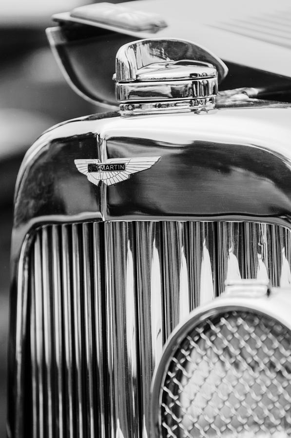 1934 Aston Martin Mark II Short Chassis 2-4 Seater Grille Emblem Photograph by Jill Reger