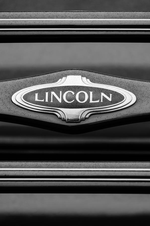 1941 Lincoln Emblem Photograph by Jill Reger