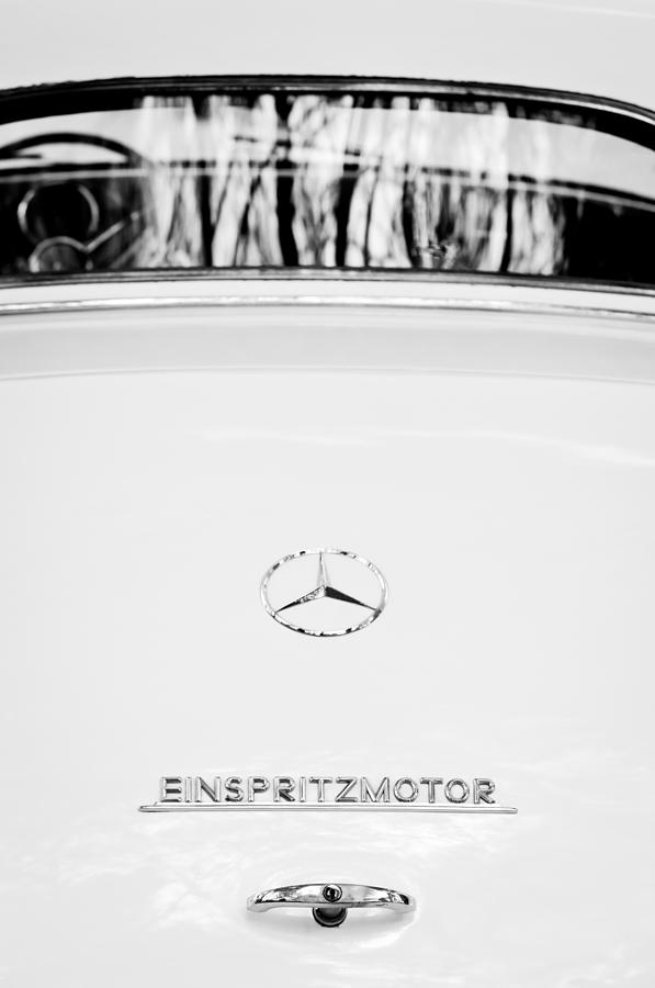 Mercedes Benz Emblem Photograph - 1956 Mercedes-benz Einspritzmotor Rear Emblem by Jill Reger Mercedes Benz Emblem Photograph - 1956 Mercedes-benz Einspritzmotor Rear Emblem by Jill Reger