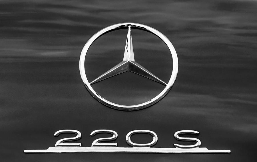 1958 Mercedes-Benz 220S Cabriolet Emblem Photograph by Jill Reger