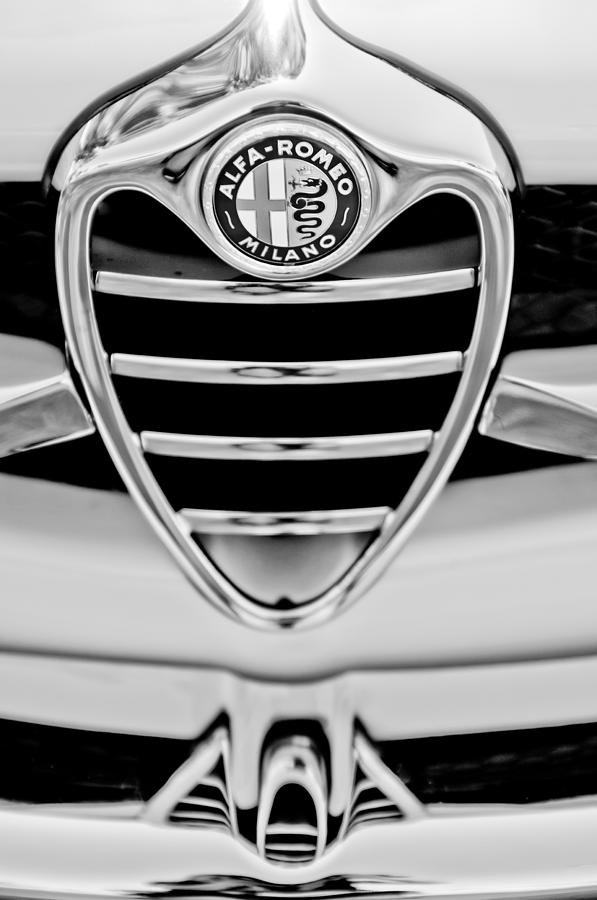 Car Photograph - 1962 Alfa Romeo Giulietta Coupe Sprint Speciale Grille Emblem by Jill Reger