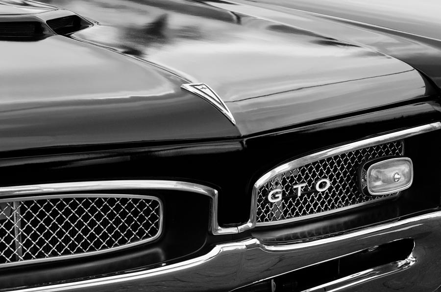 1967 Pontiac GTO Grille Emblem Photograph by Jill Reger