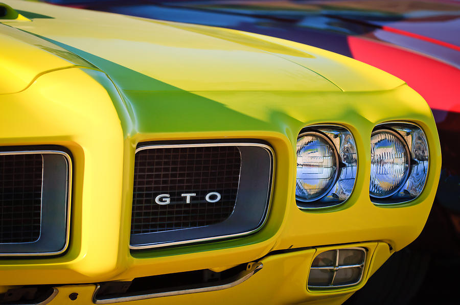 1970 Pontiac GTO Grille Emblem Photograph by Jill Reger