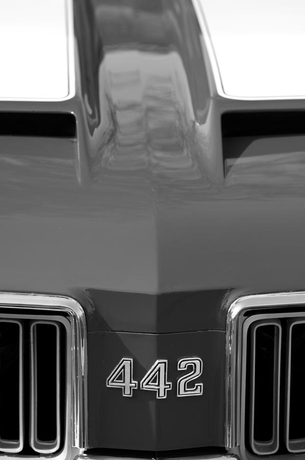 1970 Oldsmobile 442 Hood Emblem Photograph by Jill Reger
