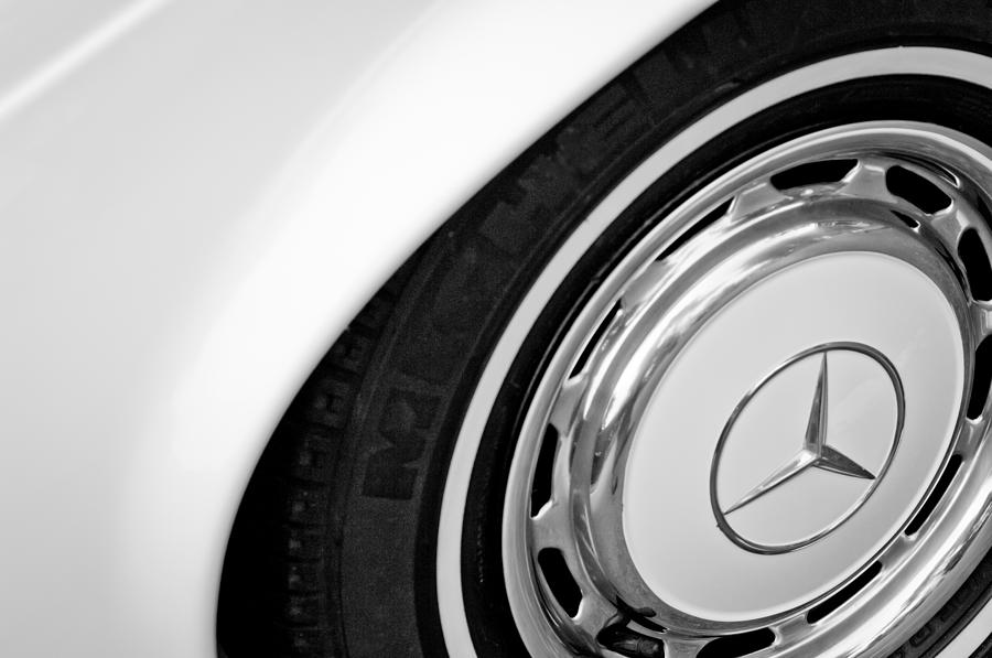 1971 Mercedes-Benz Wheel Emblem Photograph by Jill Reger