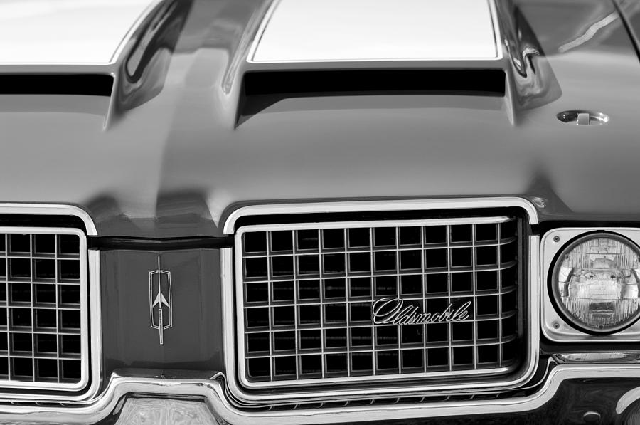 Black And White Photograph - 1972 Oldsmobile Grille by Jill Reger