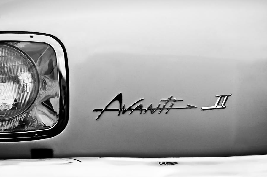 1978 Avanti II Headlight Emblem Photograph by Jill Reger