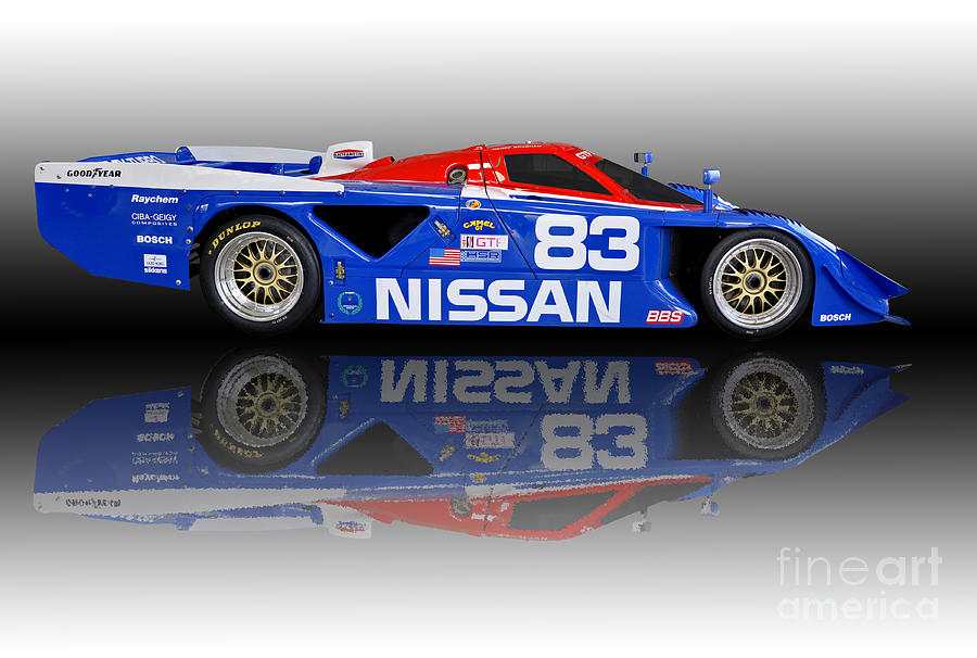 nissan old race car