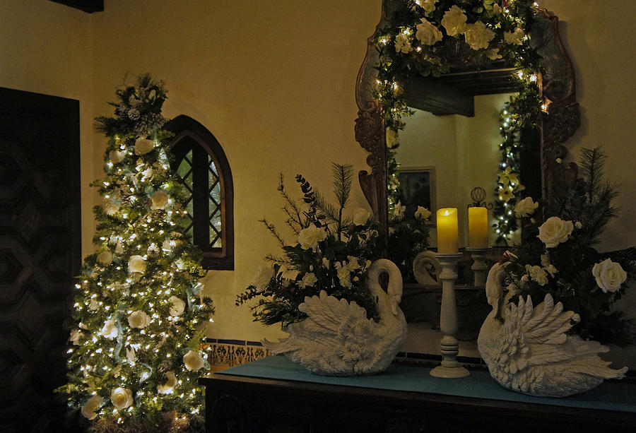 Christmas Photograph - Elegant Christmas by Laurie Perry