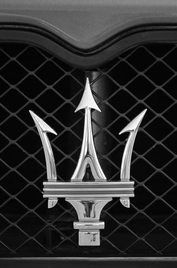 2005 Maserati GT Coupe Corsa Emblem Photograph by Jill Reger