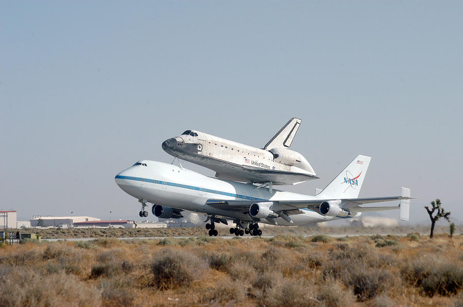747 Transporting Discovery Space Shuttle #1 Photograph by Science Source