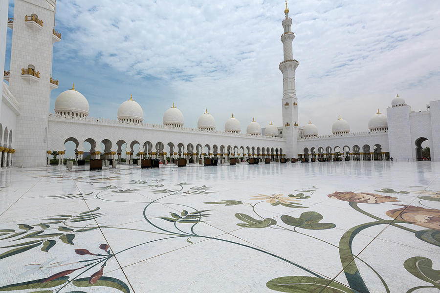 Abu Dhabi Mosque #1 Photograph by Xu Jian