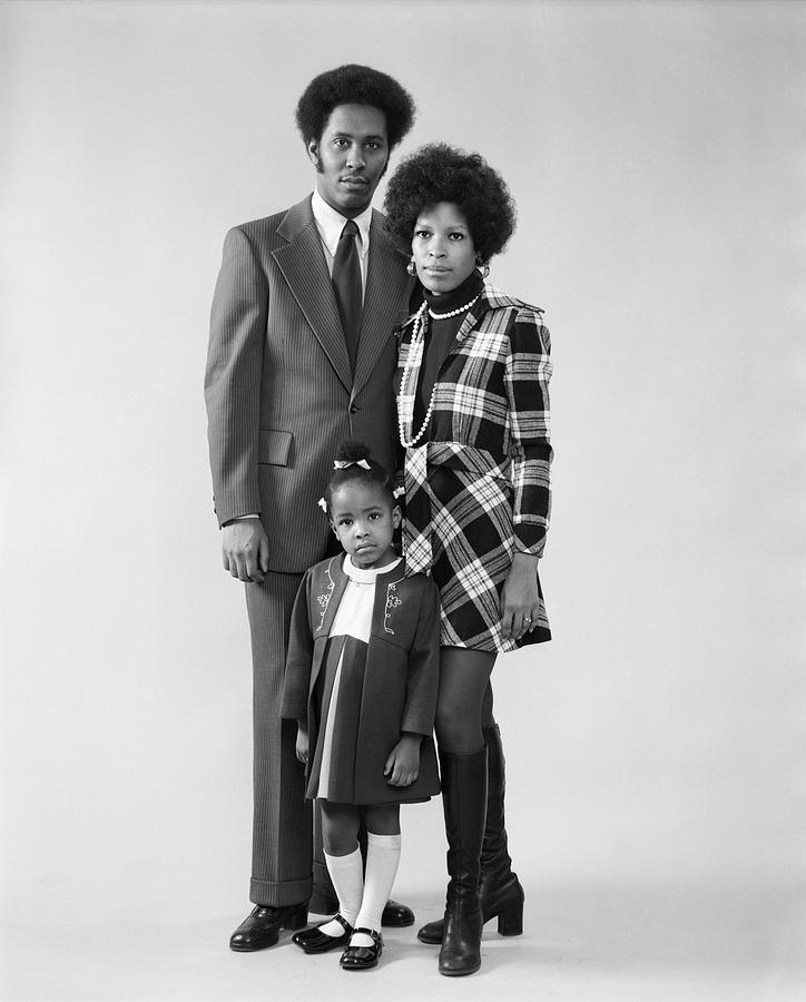 African American Family Portrait #1 Photograph by H. Armstrong Roberts/ClassicStock