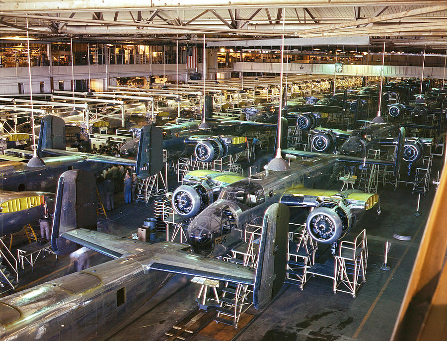 Aircraft Factory, 1942 #1 Photograph by Granger