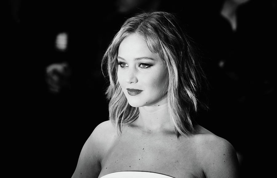 Jennifer Lawrence Photograph - An Alternative View - The 66th Annual #1 by Gareth Cattermole