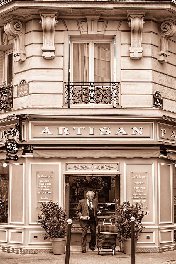 Artisan Bakery in Paris #1 Photograph by Georgia Clare